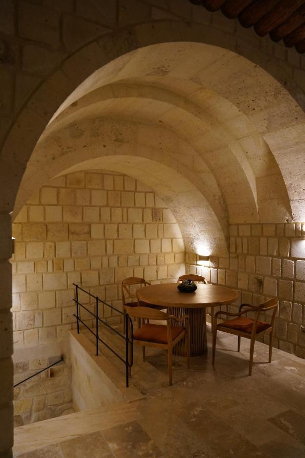 Evanthia Cave Suites Ürgüp Extérieur photo