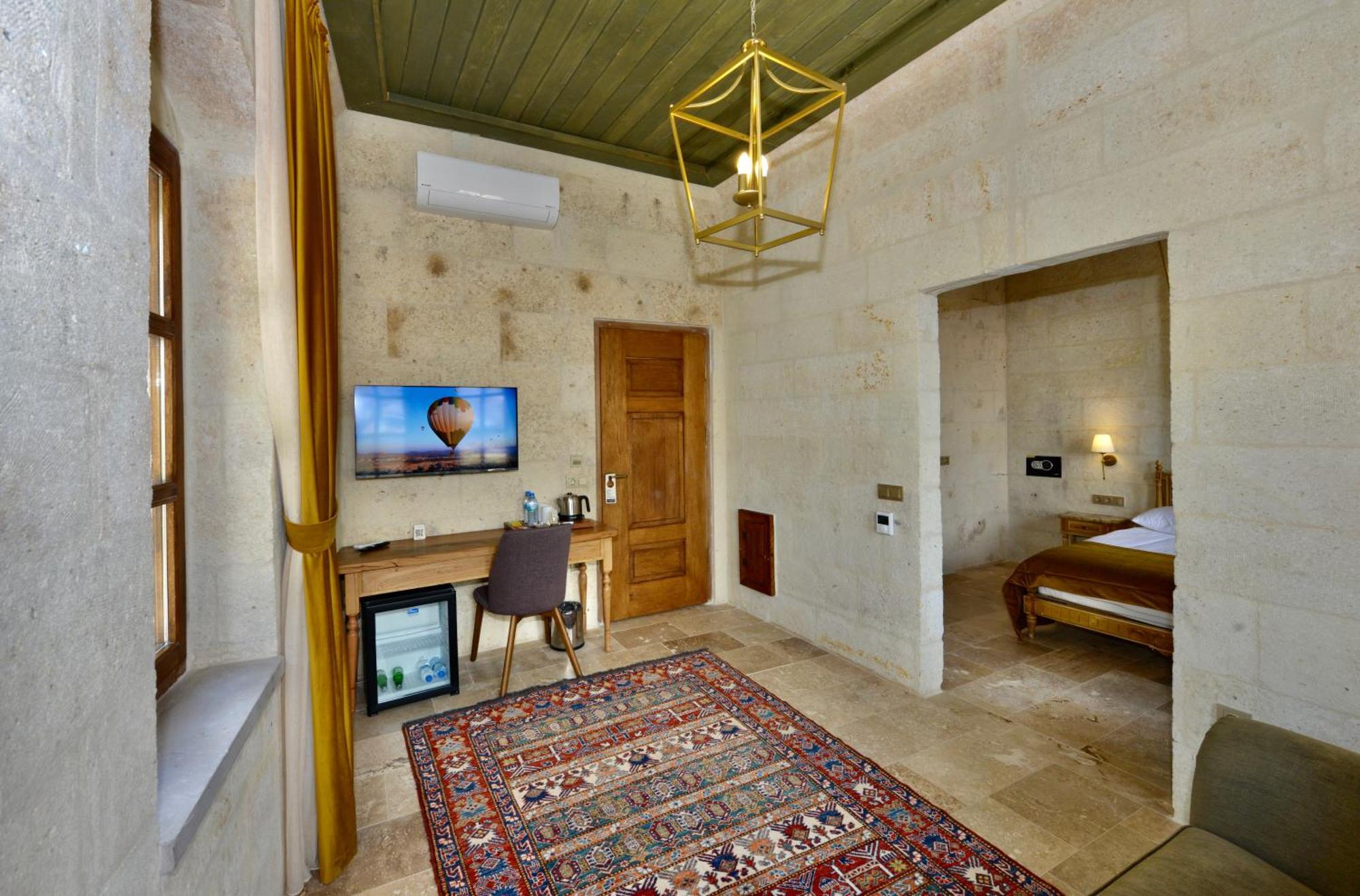 Evanthia Cave Suites Ürgüp Chambre photo