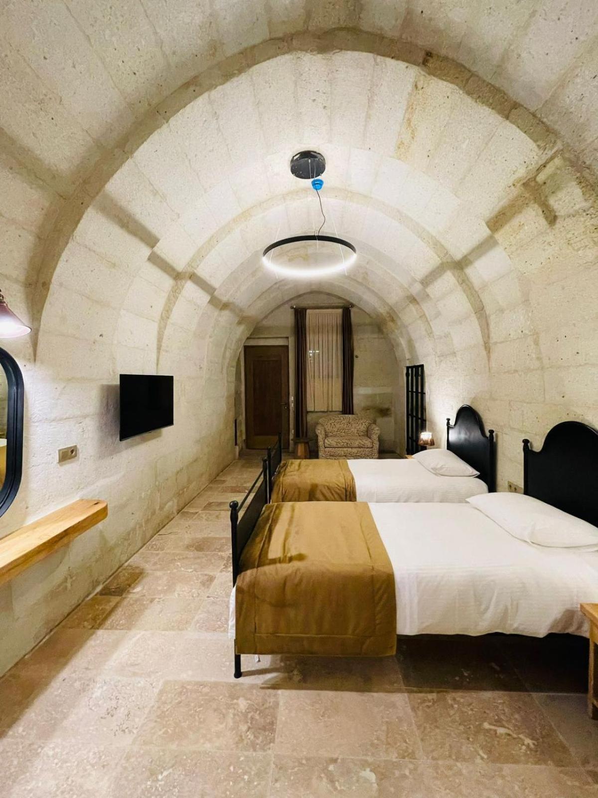 Evanthia Cave Suites Ürgüp Chambre photo